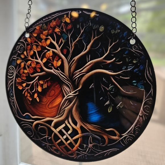 Dramatic Two Season Tree Suncatcher - Picture 5 of 7